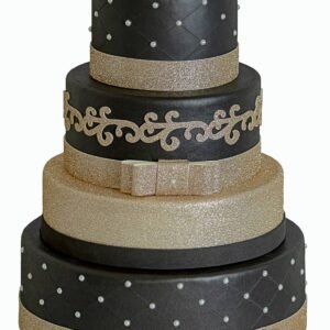 BOLO FAKE PRETO COM DOURADO